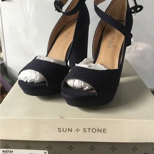 Beautiful Brand New Formal heels